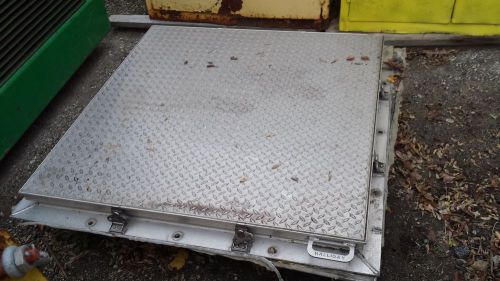 4&#039; x 4&#039; halliday roof hatch lot of 3 for sale