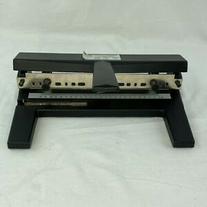 ACCO Industrial Professional Heavy Duty 3 Three Holes Punch Model 440 G01