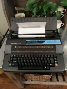 Sharp PA-3100 II 2 Portable Electronic Intelliwriter Typewriter Tested &amp; Works!