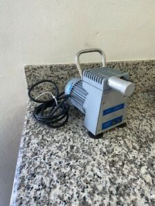 Vacuubrand ME 2 Diaphragm Vacuum Pump - ultimate vacuum down to 70 mbar