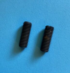 *NOS* 51283-SINGER SCREWS (LOT OF 2)-FOR SEWING MACHINES*