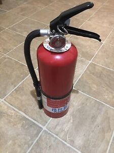 First Alert 5lbs ABC Fire extinguisher