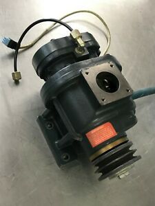 2000 KAESER SM8 AIR END ROTARY PUMP SIGMA 0 7.5 10 5 HP 1.7156.0 W/ SENSOR SM11