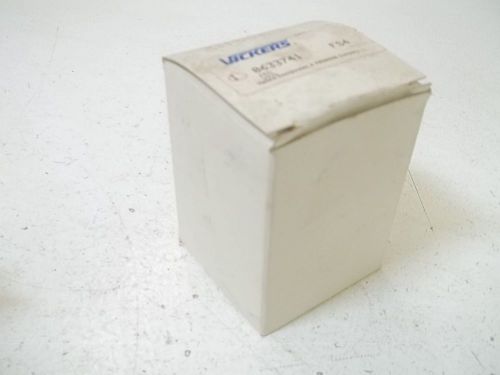 VICKERS 0633741 SOLENOID COIL 115/120 VAC (BLACK)*NEW IN A BOX*