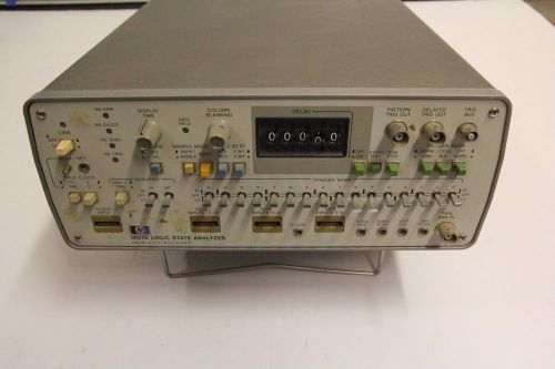 HP 1607A Logic Analyzer - with cables and probes