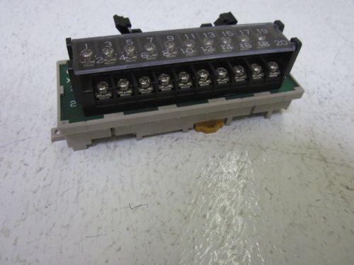 OMRON XW2B-20G5 CONNECTOR *USED*