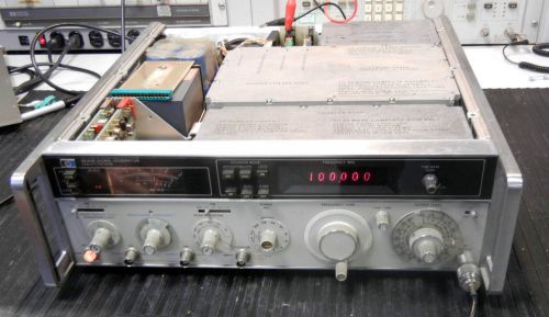 HP 8640B / Agilent 8640B Signal Generator Options 001