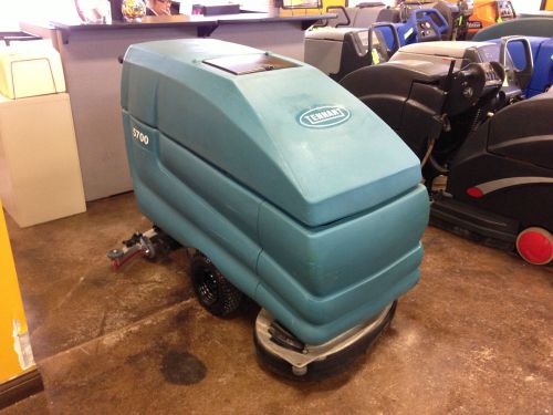 Tennant 5700 28&#034; disk floor scrubber for sale
