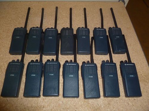 Huge Lot of 14 Motorola CT250 146-174 MHz VHF Two Way Radios AAH34KDC9AA2AN