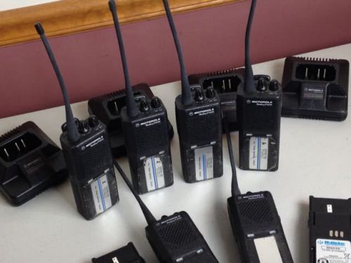 Six MOTOROLA radios (walkie talkies) with chargers