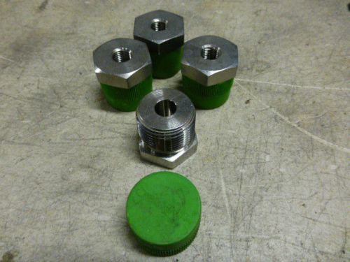 4 NEW SS SWAGELOK PIPE CONNECTOR UNION  1-1/4 MALE X 1/4 FEMALE    NO RESERVE