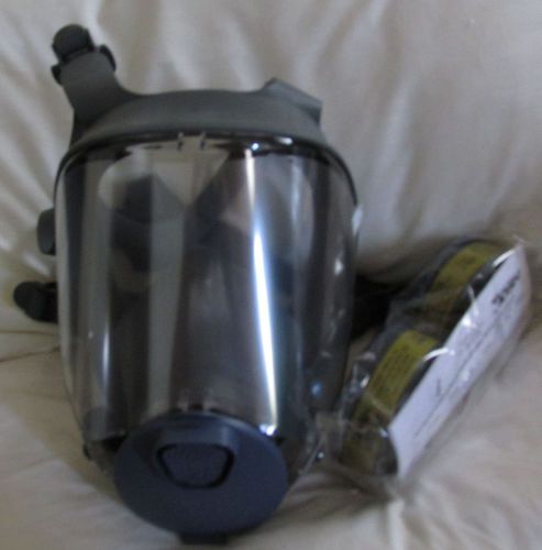 Moldex Full Facepiece Respirator w/Cartridges