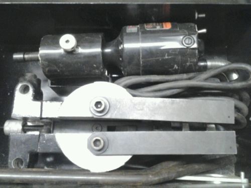 Dumore Grinding Machine Sawtooth grinding machine model 8335