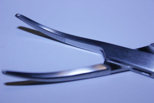 KELLY HEMOSTATIC FORCEPS CURVED 5 3/4&#034; - Stainless Steel - Made in Gerrmany
