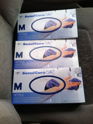 3 Box of MEDLINE SENSICARE SILK NITRILE EXAM GLOVES 200 Medium (M) 3 BOX