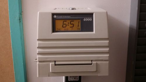 Pyramid 4000 Totalizing Electronic Payroll Time Clock Recorder