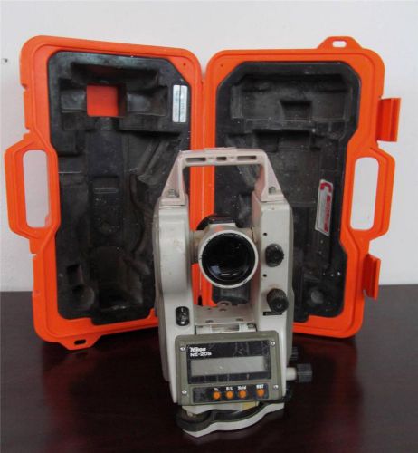 Nikon NE-20S Digital Theodolite NE20S w/Hard Case #107