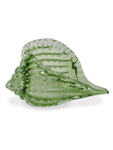 Hand Blown 7.5&#034; Art Glass Large Green Sea Shell Conch Statue Figurine