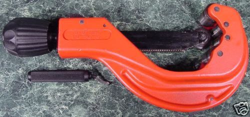 Quick adjustment tubing / pipe cutter up to 2-5/8 new for sale
