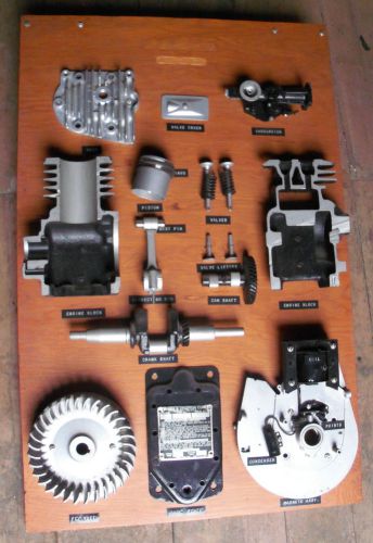 Briggs &amp; Stratton Model WMB Motor Cross Section Sample Display Parts Piston Etc