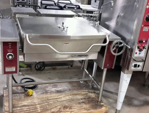 New southbend bect-30 electric braising tilt skillet (30 gallon) with faucet for sale