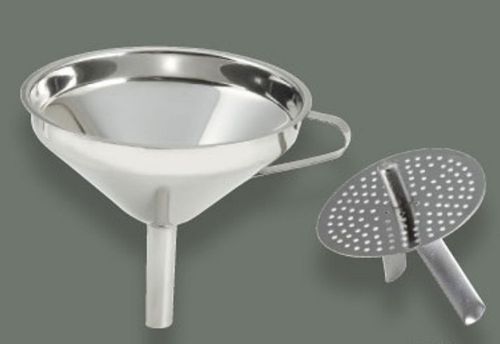 1 PC 6&#034; Stainless Steel Funnel With Removable Strainer SLFN006 NEW