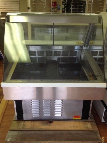Federal Industries Refrigerated Deli Case