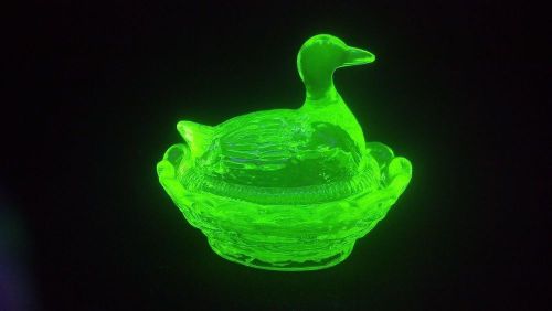 Canary yellow vaseline uranium duck / goose bird boyd glass salt dip glows! for sale