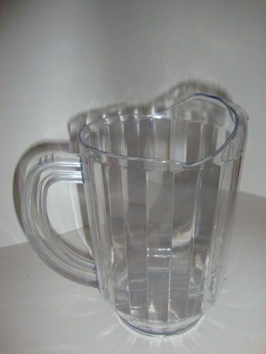 2 Water / Beer Pitcher, 60 oz, Clear, Plastic . USED ONCE (Cambro #  P600CW135 )