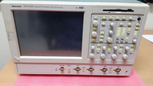 TEKTRONIX TDS 5104 DIGITAL PHOSPHOR OSCILLOSCOPE 4 CHANNELS