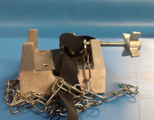 VWR Scientific Products 60142-006 Cylinder Bench Clamp with Strap and Chain