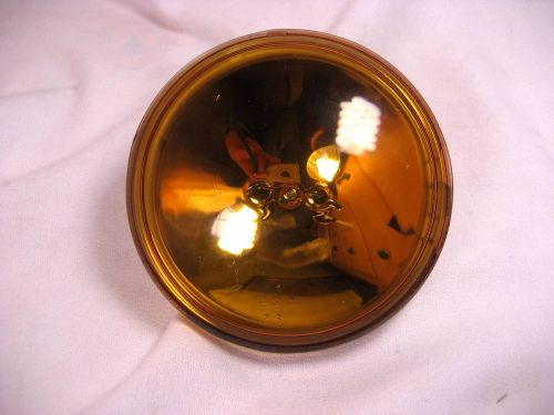 New Wagner 4416A Amber Lamp Sealed Beam out of box