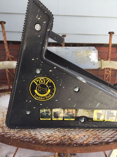 Pro Vision Pivit Ladder Tool For Leveling On Uneven Surfaces
