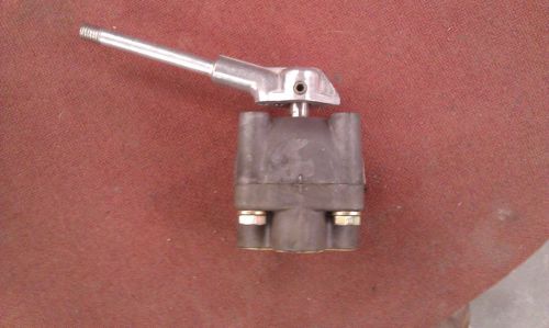 Barksdale pt. no. 5182s1hc3 directional control valve 4 port 3/8” npt for sale