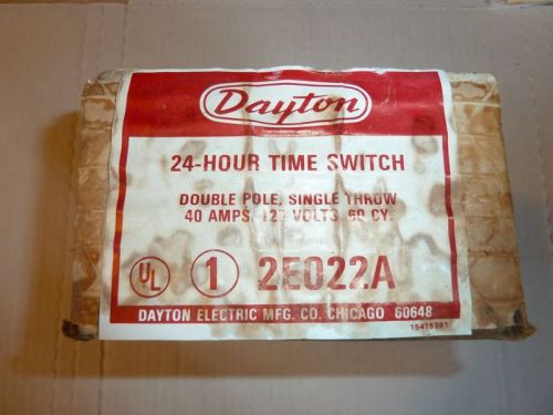 DAYTON ELECTIRC 24-HOUR TIME SWITCH IN BOX 2E022A