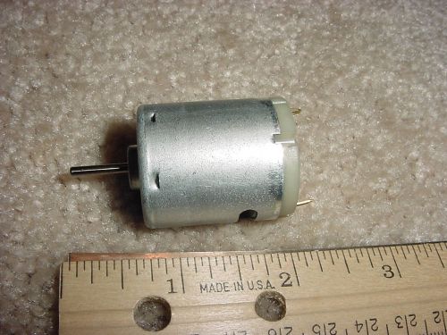 Small DC Electric Motor 9 - 30 VDC 4930 rpm 44 g-cm M24