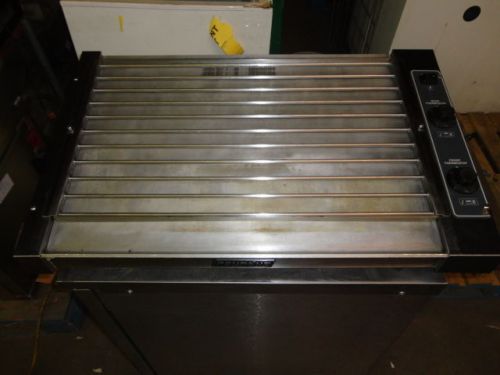 A.J. ANTUNES/ROUNDUP HDC-50A COUNTER TOP HOT DOG CORRAL ROLLER GRILL.