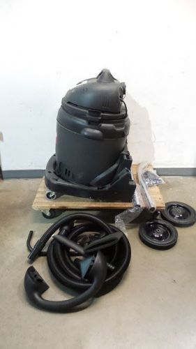 Dayton 20 gal 120 v 105 cfm wet/dry vacuum for sale