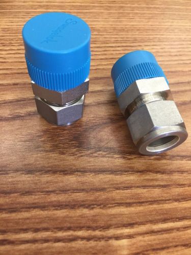 Two (2) Swagelok SS-1010-1-12 Stainless Fitting Male 3/4&#034; MNPT 5/8 Tube OD NEW