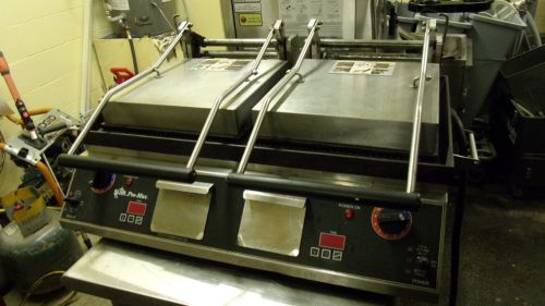 Star model CG28IT Double 14&#034; Grooved Grill Panini, Sandwich Press, Electric