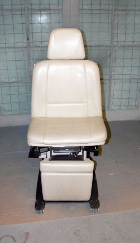 Midmark Exam Chair (w/swivel base) 411-0032