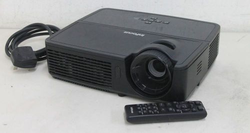 Infocus in114 dlp 2700-lumens vga multi-media 235w xga 4000:1 compact projector for sale