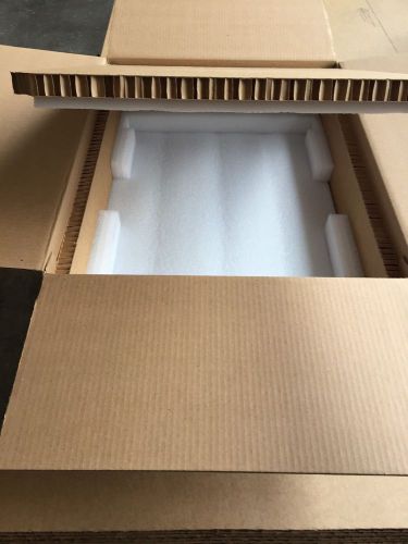 Hexacomb &amp; Foam Custom Box 33.5&#034; x 23&#034; x 9&#034; -  for shipping server BBU1U