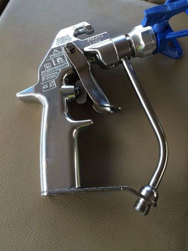 New oem graco 246240 silver plus airless spray gun with rac x tip 517 &amp; guard for sale