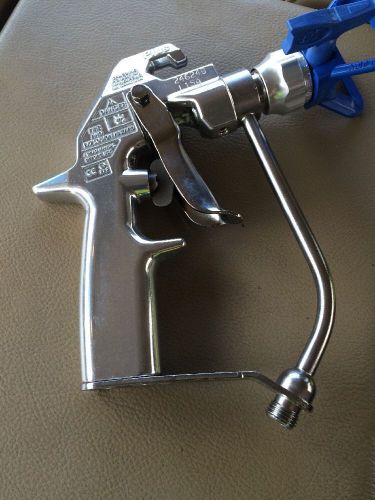 New OEM Graco 246240 Silver Plus Airless Spray Gun with RAC X Tip 517 &amp; Guard