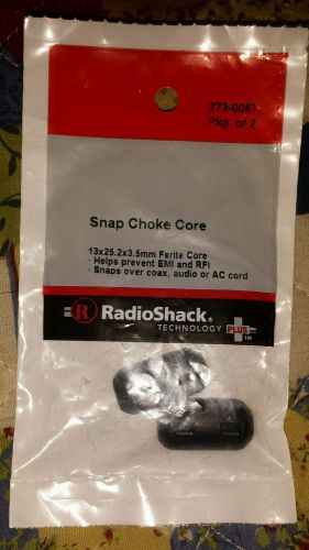 New RadioShack Snap Choke Core pkg. of 2 - 273-0067 - 13x25.2x3.5mm