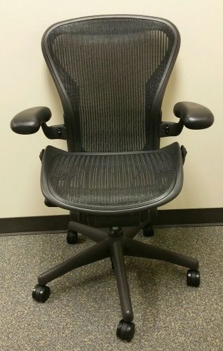 Herman Miller Aeron Black Chair Size B Medium Adjustable  Graphite Frame