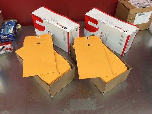 Universal Kraft Clasp Envelope, Side Seam,28lb,6 x 9,Light Brown,100/BoxUNV35260