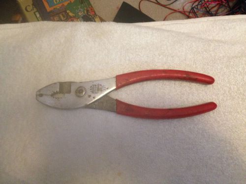 Mac Tools 8-1/2&#034; Slip Joint Pliers Model P301876 in Good Condition!
