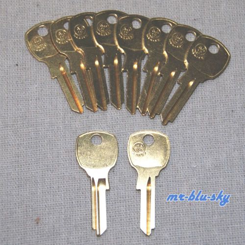 Locksmith - Lot of 10 NA12 Brass Key Blanks JMA